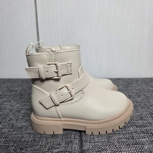 Cat & Jack Cream Toddler Size 6 Ankle Zip Up Boots